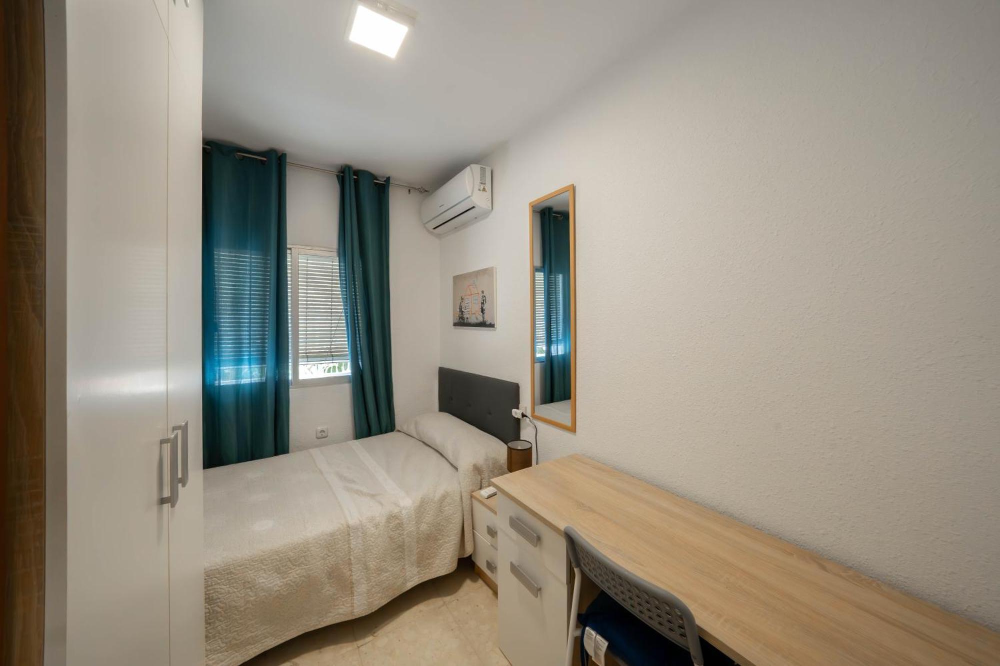 Apartamento Piso Amplio Cerca De Zapillo Playa A2s